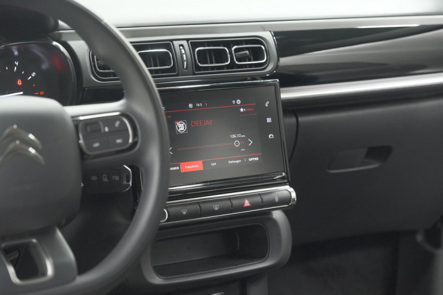 Citroën C3 PureTech 110 EAT6 Max | Apple Carplay | Parkeersensoren | Climate Control | 16 Inch Lichtmetalen Velgen