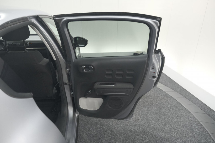 Citroën C3 PureTech 110 EAT6 Max | Apple Carplay | Parkeersensoren | Climate Control | 16 Inch Lichtmetalen Velgen