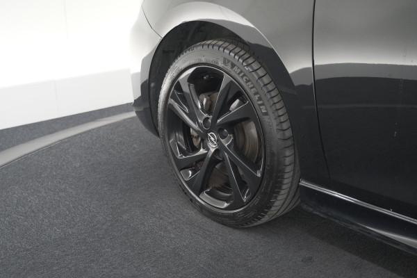 Opel Corsa Turbo 100 GS Line | Parkeersensoren | Apple Carplay | 17 Inch Lichtmetalen Velgen