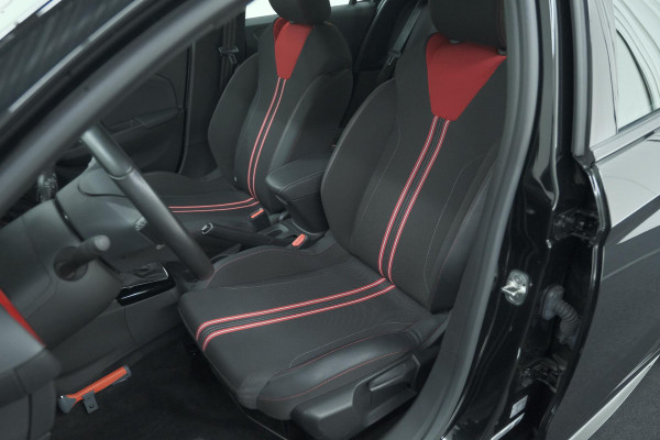 Opel Corsa Turbo 100 GS Line | Parkeersensoren | Apple Carplay | 17 Inch Lichtmetalen Velgen