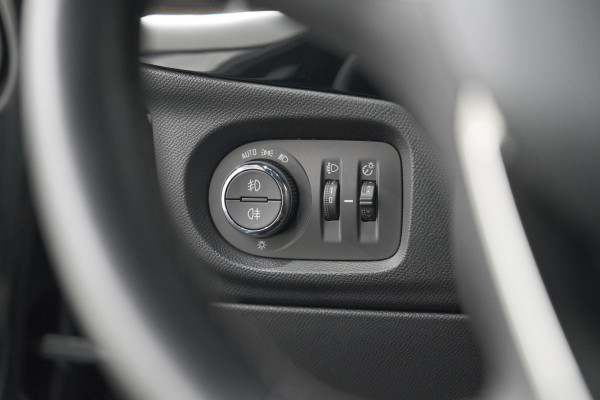 Opel Corsa Turbo 100 GS Line | Parkeersensoren | Apple Carplay | 17 Inch Lichtmetalen Velgen