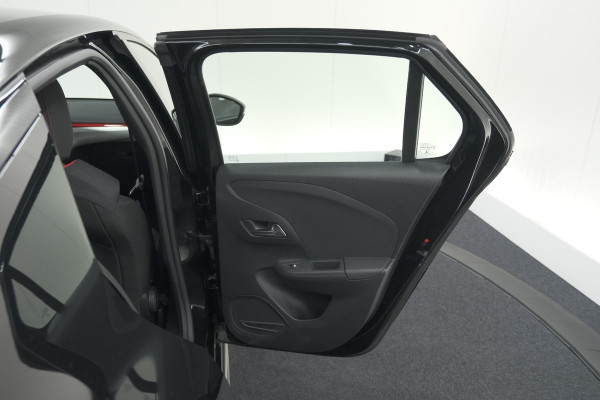 Opel Corsa Turbo 100 GS Line | Parkeersensoren | Apple Carplay | 17 Inch Lichtmetalen Velgen