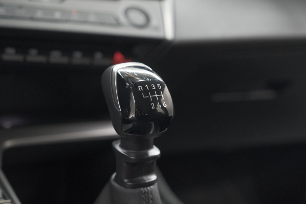 Peugeot 308 PureTech 110 Active Pack Business | Parkeersensoren | Apple Carplay | Navigatie | Cruise Control