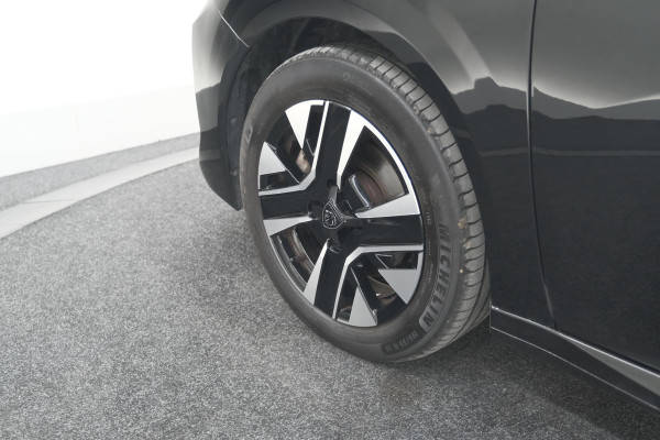 Peugeot 208 PureTech 100 Allure | Parkeersensoren | Navigatie | Apple Carplay