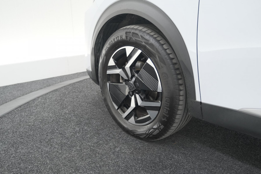 Peugeot 2008 PureTech 100 Allure | Camera | Navigatie | Parkeersensoren | Apple Carplay