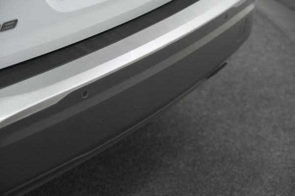 Peugeot 2008 PureTech 100 Allure | Camera | Navigatie | Parkeersensoren | Apple Carplay