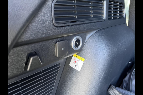 Ford Kuga 2.5 PHEV ST-Line Orig. NL auto | Nieuw model | Wegklapbare trekhaak | Winter Pack | 2.100 kg trekgewicht