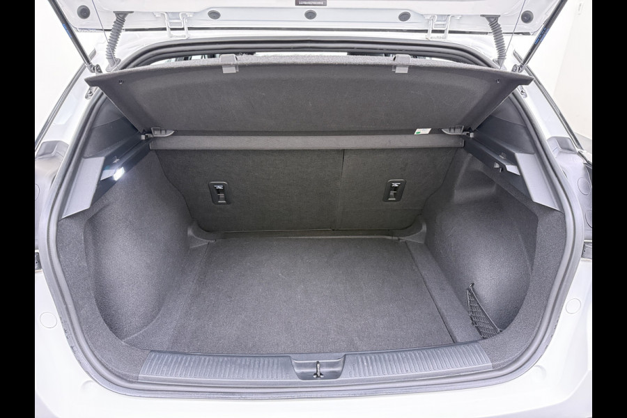 MG Mg4 electric 51kWh LFP Accu SOH 92% Apple Carplay Android Auto Pdc Adap.Cruise Ecc Rijstrooksensor Led Bluetooth DAB Isofix File assistent Verkeersbord detectie