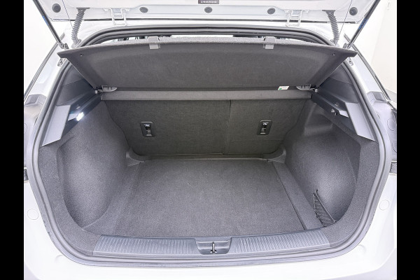 MG Mg4 electric 51kWh LFP Accu SOH 92% Apple Carplay Android Auto Pdc Adap.Cruise Ecc Rijstrooksensor Led Bluetooth DAB Isofix File assistent Verkeersbord detectie