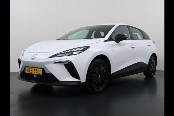 MG Mg4 electric 51kWh LFP Accu SOH 92% Apple Carplay Android Auto Pdc Adap.Cruise Ecc Rijstrooksensor Led Bluetooth DAB Isofix File assistent Verkeersbord detectie