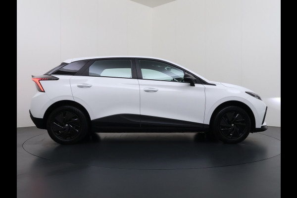 MG Mg4 electric 51kWh LFP Accu SOH 92% Apple Carplay Android Auto Pdc Adap.Cruise Ecc Rijstrooksensor Led Bluetooth DAB Isofix File assistent Verkeersbord detectie