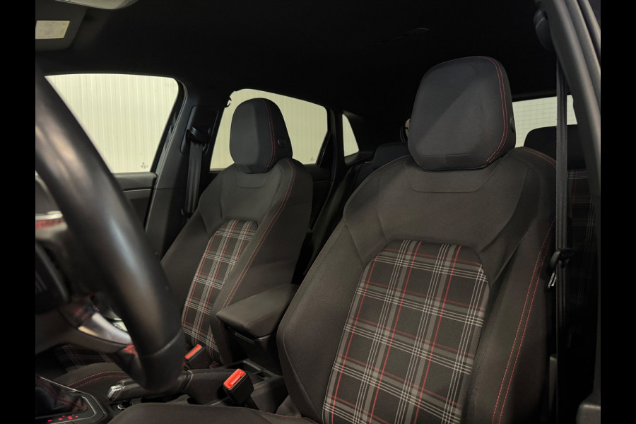 Volkswagen Polo 2.0 TSI GTI | LED | ACC | CARPLAY | 200PK | STOELVERWARMING