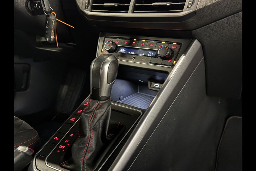 Volkswagen Polo 2.0 TSI GTI | LED | ACC | CARPLAY | 200PK | STOELVERWARMING