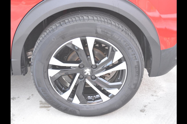 Peugeot e-2008 EV Allure Pack 50 kWh SOH 95% | STOELVERWARMING | CAMERA MET SENSOREN | NAVI & CARPLAY |