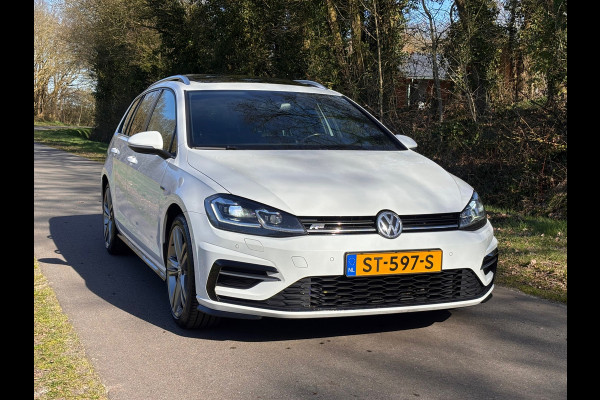 Volkswagen Golf Variant 1.5 TSI Highline Business R | DSG + Cruise + Pano |