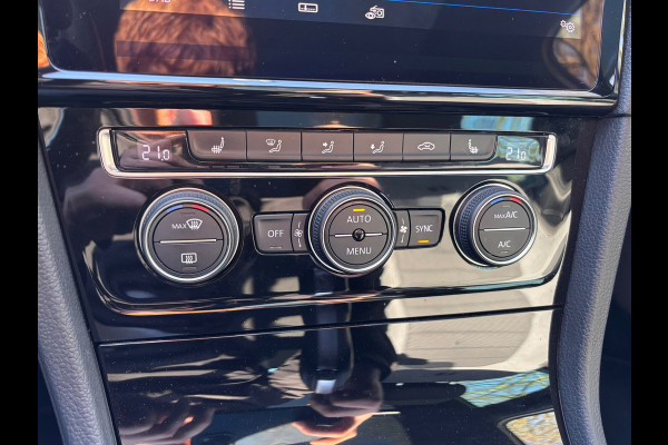 Volkswagen Golf Variant 1.5 TSI Highline Business R | DSG + Cruise + Pano |