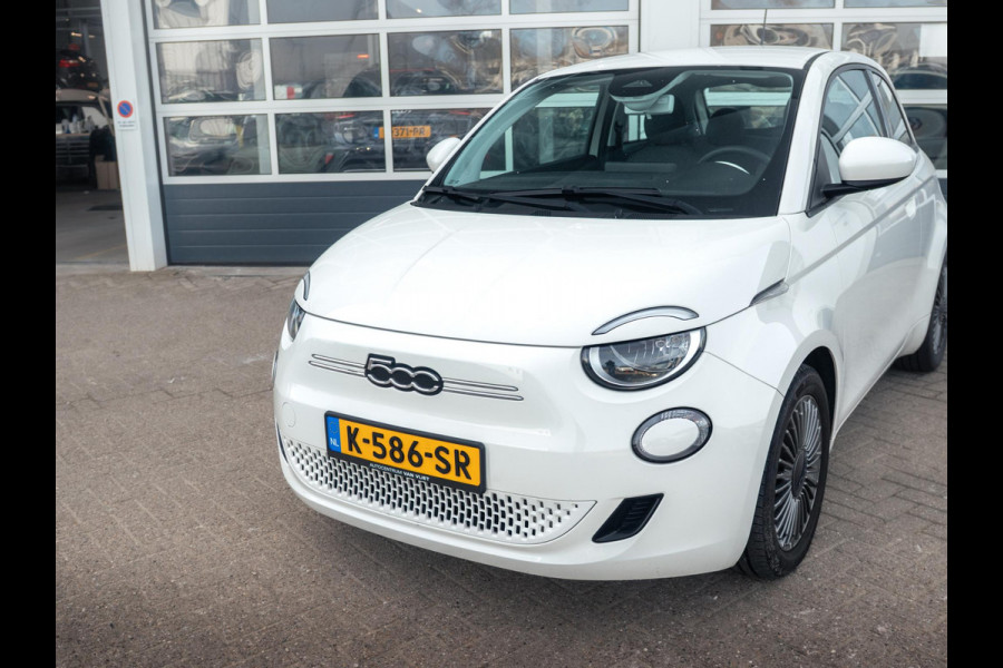 Fiat 500E Business Launch Edition 42 kWh | SOH 91% | Clima | Cruise | Regensensor | Apple Carplay | 16"