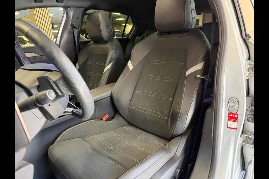 Opel Astra 1.2 TURBO GS 360 CAMERA PDC VOOR EN ACHTER MEMORY NAVI STOELVERWARMING STUURVERWARMING DODEHOEKBEWAKING LANE ASSIST