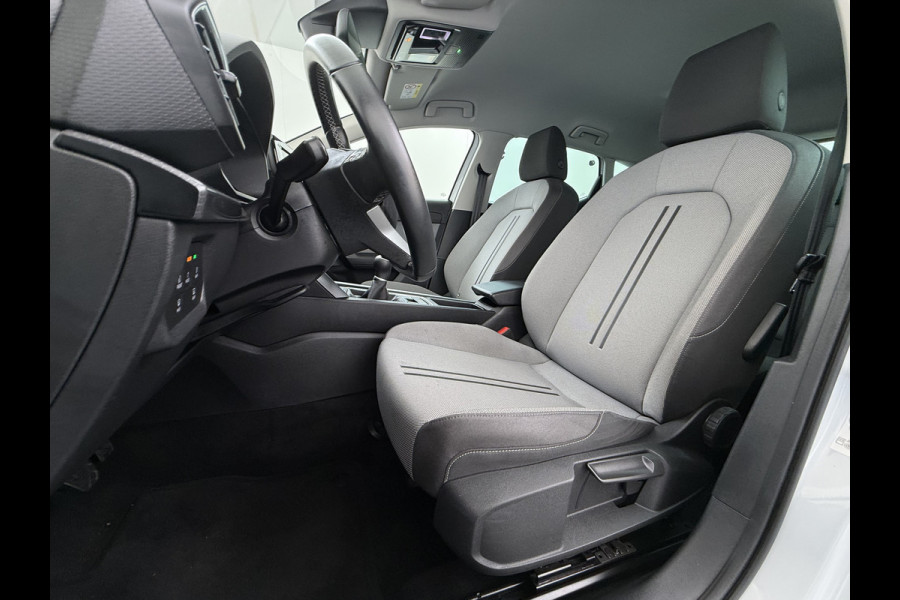 Seat Leon T 111pk Adap.Cruise Apple Carplay Android Camera Stoel+Stuurverwarming Pdc Navi* Ecc Business Lmv 19" Isofix DAB Led Front Assist Keyless-Go