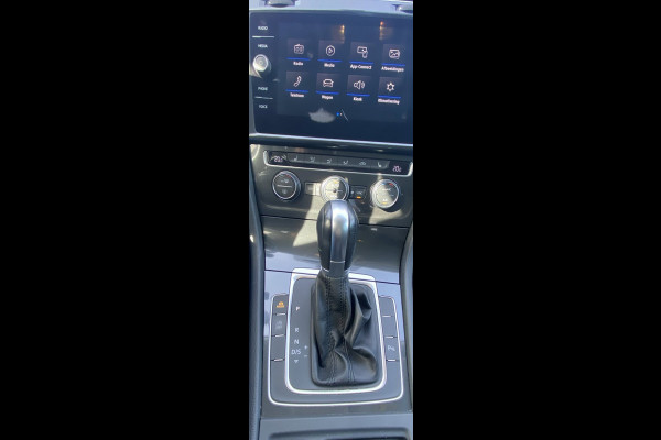 Volkswagen Golf Variant 1.5 TSI Comfortline Businnes Autom./ Clima/ Cruise/ MM/ 19"/ Trekhaak