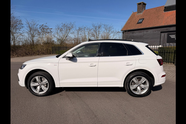 Audi Q5 55 TFSI Plug-in SOH 98% Hybride Quattro 300PK Competition S-Line Panoramadak Led-Xenon
