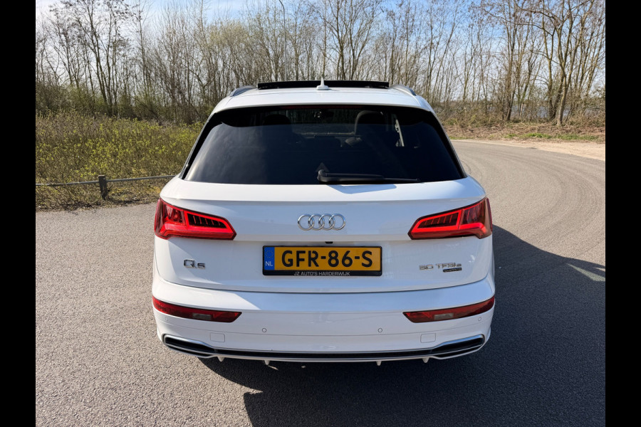 Audi Q5 55 TFSI Plug-in SOH 98% Hybride Quattro 300PK Competition S-Line Panoramadak Led-Xenon