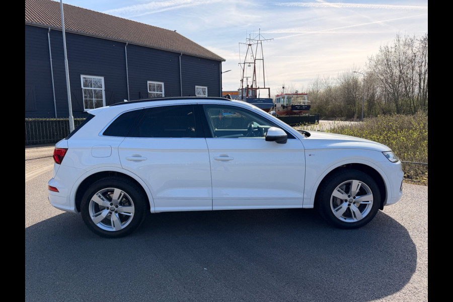 Audi Q5 55 TFSI Plug-in SOH 98% Hybride Quattro 300PK Competition S-Line Panoramadak Led-Xenon