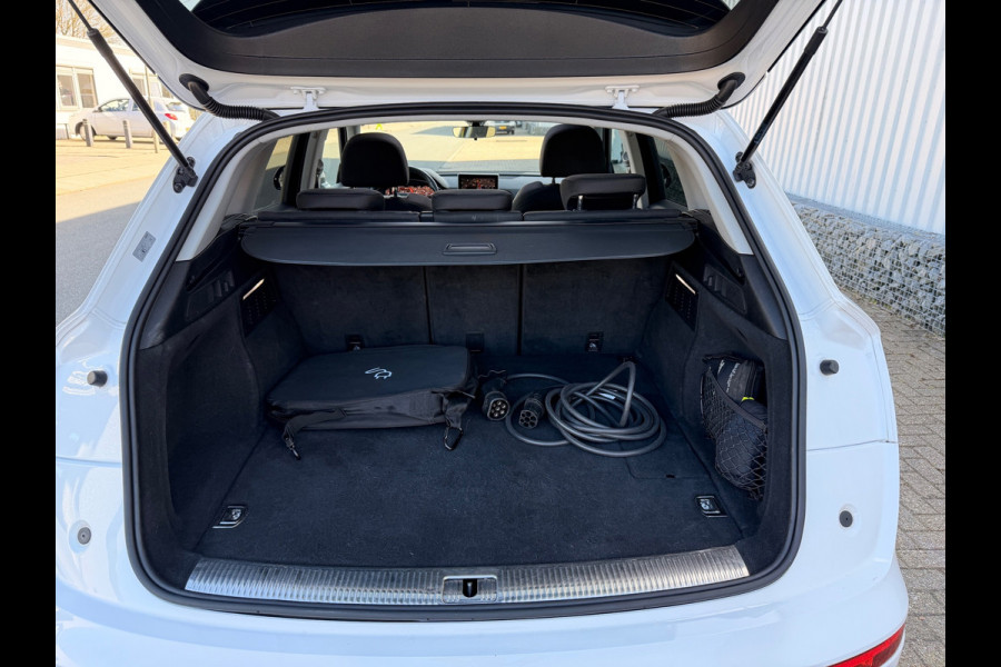 Audi Q5 55 TFSI Plug-in SOH 98% Hybride Quattro 300PK Competition S-Line Panoramadak Led-Xenon