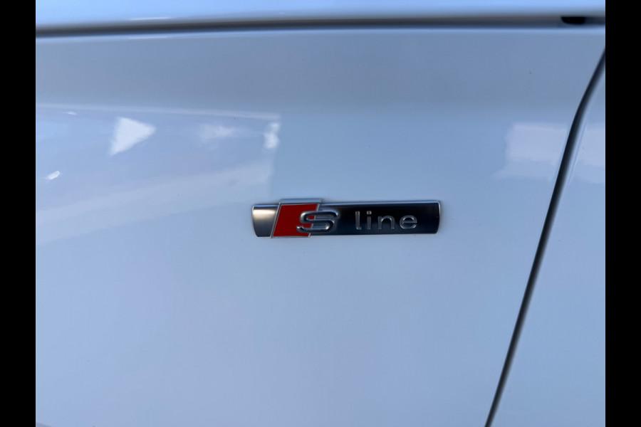 Audi Q5 55 TFSI Plug-in SOH 98% Hybride Quattro 300PK Competition S-Line Panoramadak Led-Xenon