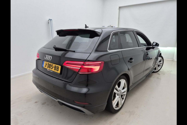 Audi A3 Sportback Aut. 35 TFSI S-Line | Virtual | Stoel Verwarming | Navi |