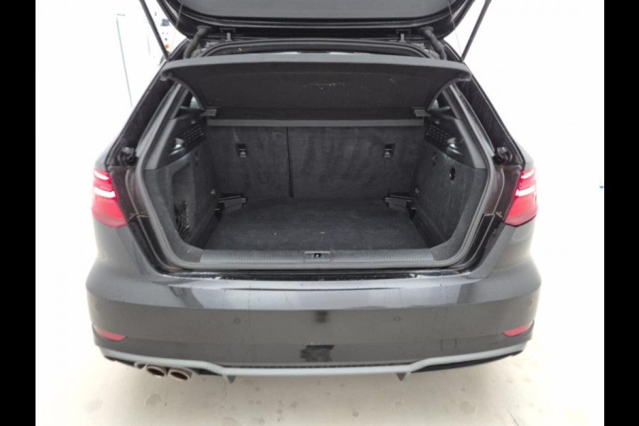 Audi A3 Sportback Aut. 35 TFSI S-Line | Virtual | Stoel Verwarming | Navi |
