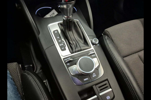 Audi A3 Sportback Aut. 35 TFSI S-Line | Virtual | Stoel Verwarming | Navi |