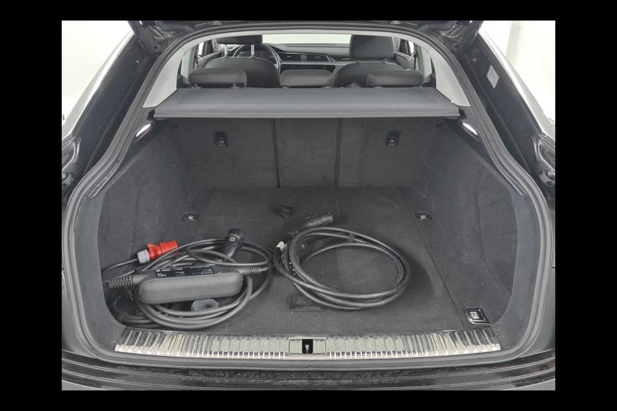 Audi e-tron Sportback Aut. 55 quattro Business edition 95 kWh | Camera | Navi | Luchtvering |