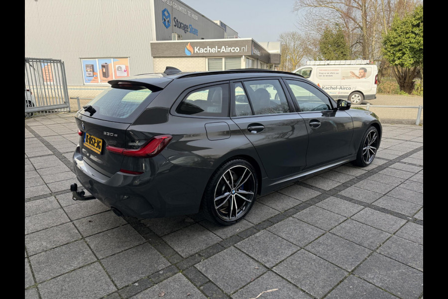 BMW 3 Serie Touring Aut. 330e High Exe. M-Sport Individual | SoH 98% | Trekhaak | Panorama | 360 Camera | Leder | VOL! |