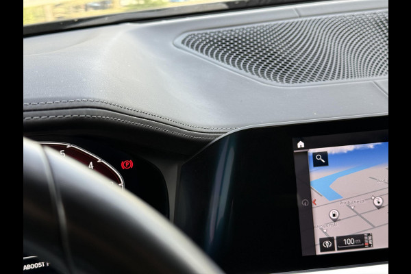 BMW 3 Serie Touring Aut. 330e High Exe. M-Sport Individual | SoH 98% | Trekhaak | Panorama | 360 Camera | Leder | VOL! |