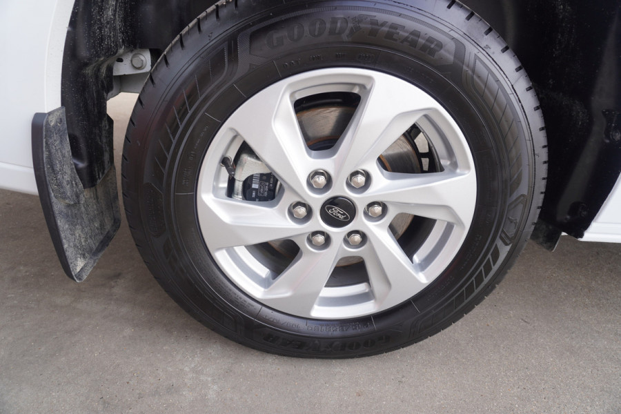 Ford E-Transit Cust. 320L L2H1 Limited 65 kWh Automaat Met Powerpack Airco | Cruise | Apple CP- Android auto | Trekhaak