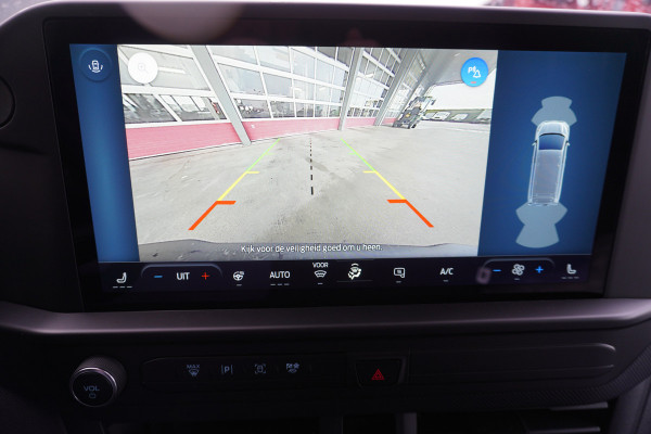 Ford E-Transit Cust. 320L L2H1 Limited 65 kWh Automaat Met Powerpack Airco | Cruise | Apple CP- Android auto | Trekhaak