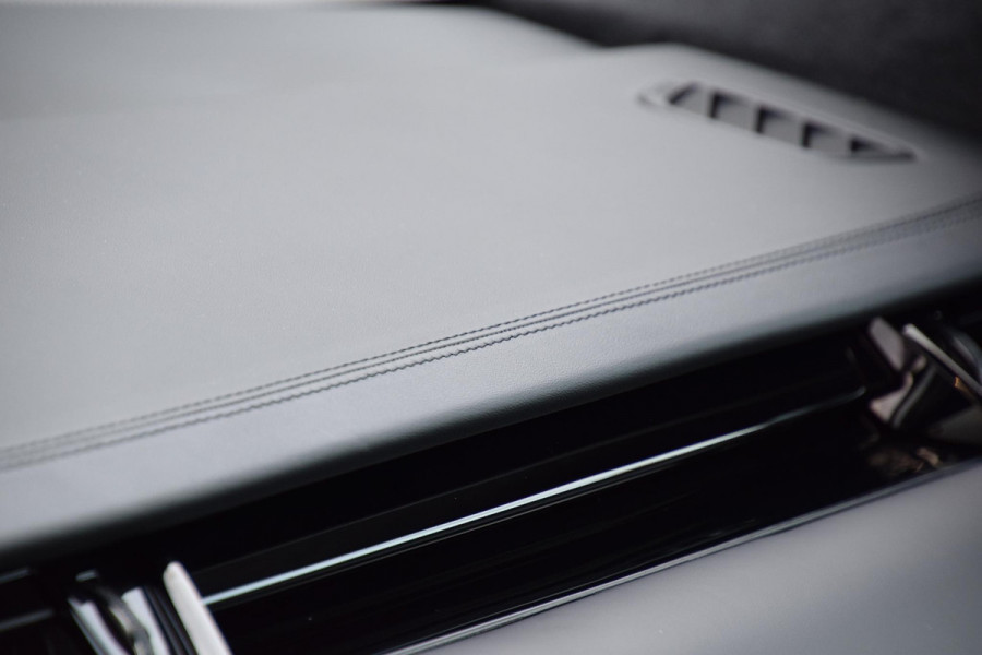 Land Rover Range Rover Evoque P300e PHEV AWD Autobiography