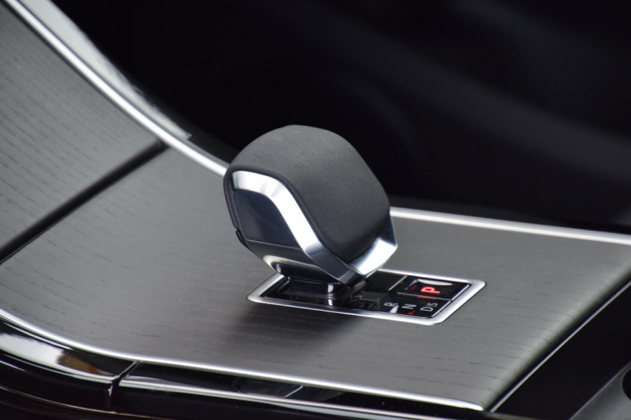 Land Rover Range Rover Evoque P300e PHEV AWD Autobiography