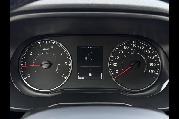 Dacia Duster 1.3 TCe Prestige / Trekhaak (1.500 KG) / Camera / Sensoren Achter / LM 17'' /