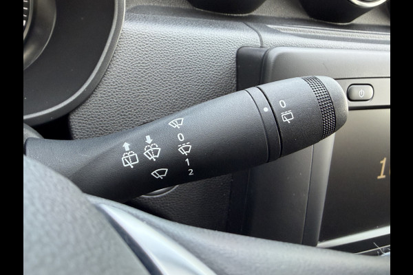 Dacia Duster 1.3 TCe Prestige / Trekhaak (1.500 KG) / Camera / Sensoren Achter / LM 17'' /