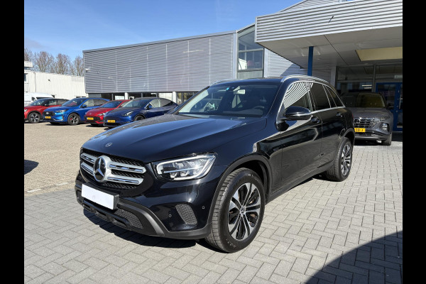 Mercedes-Benz GLC 300e 4MATIC 320pk | Plug-in Hybride | PHEV | Panoramadak | Achteruitrijcamera | Adaptive cruise control