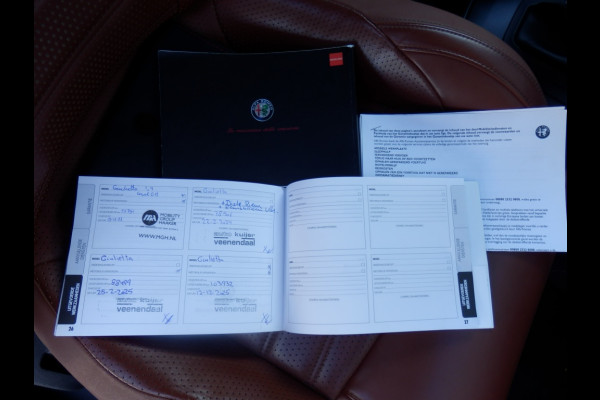 Alfa Romeo Giulietta 1.4 170pk Automaat | Elektr. Panormadak | Leder | Navi |