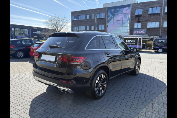 Mercedes-Benz GLC 300e 4MATIC 320pk | Plug-in Hybride | PHEV | Panoramadak | Achteruitrijcamera | Adaptive cruise control