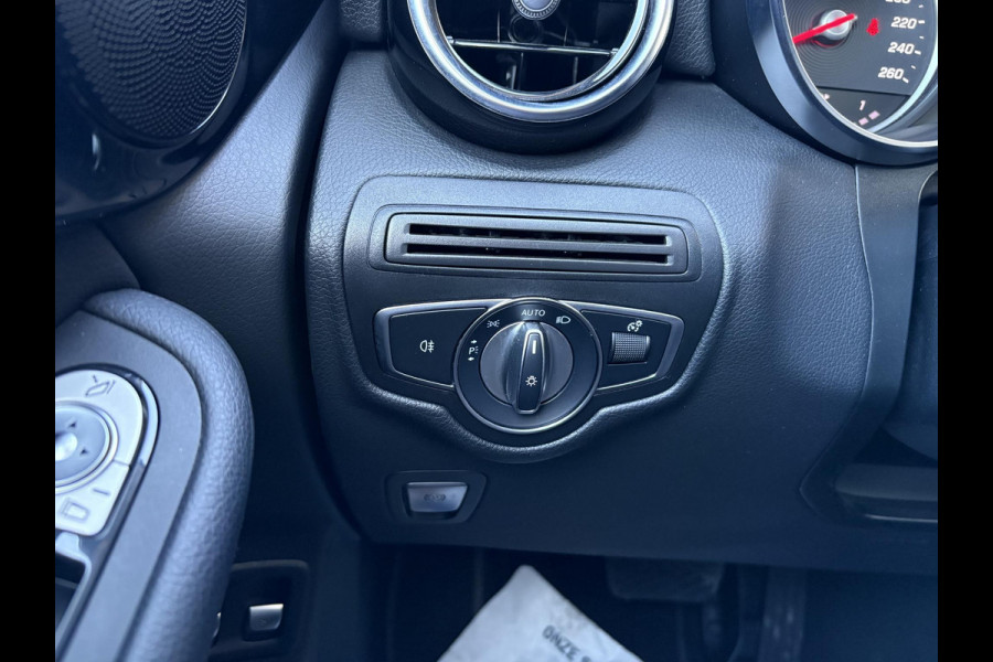 Mercedes-Benz GLC 300e 4MATIC 320pk | Plug-in Hybride | PHEV | Panoramadak | Achteruitrijcamera | Adaptive cruise control