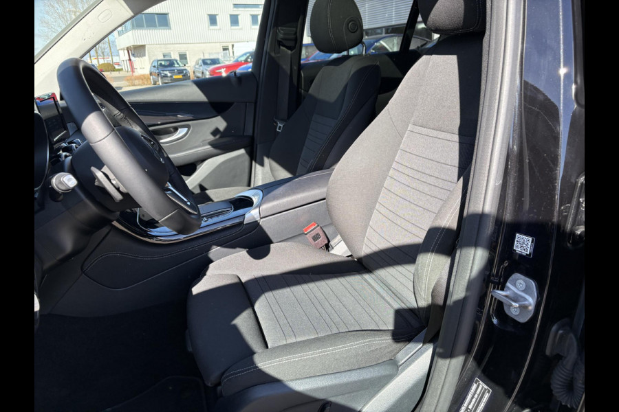 Mercedes-Benz GLC 300e 4MATIC 320pk | Plug-in Hybride | PHEV | Panoramadak | Achteruitrijcamera | Adaptive cruise control