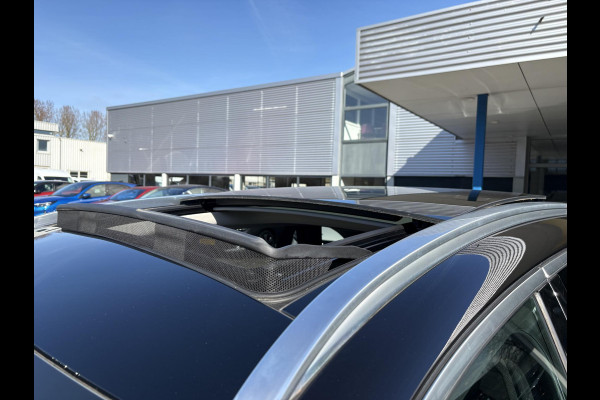Mercedes-Benz GLC 300e 4MATIC 320pk | Plug-in Hybride | PHEV | Panoramadak | Achteruitrijcamera | Adaptive cruise control