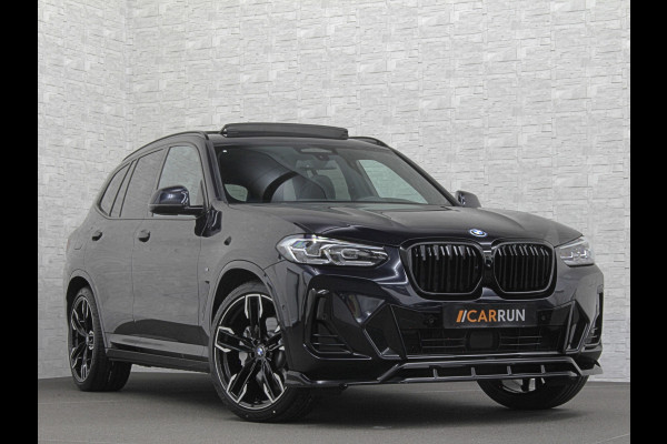 BMW iX3 M-Sport 80 kWh | Panorama | Leder | 99% SOH | ACC | Trekhaak | Memory | Camera | 3-Zone Clima | Carplay | Getint Glas | Black-Optic | Stoelverwarming | Draadloos Laden | Bovag Garantie |