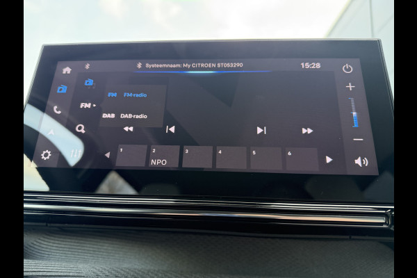 Citroën C3 100pk Max (Camera - LED - Automatische Airco - Navigatie - Parkeersensoren - Draadloos laden - Apple Carplay)