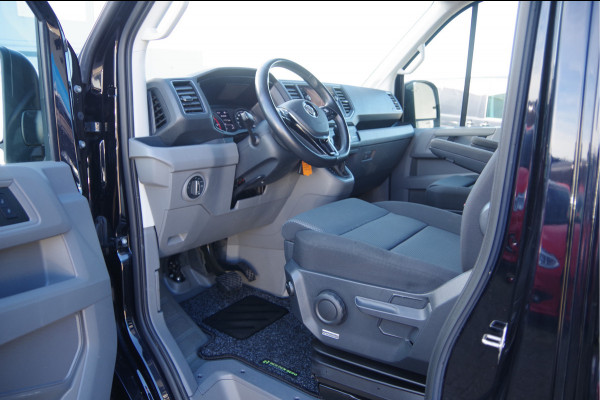 Volkswagen Crafter 35 2.0 TDI L3H3 177PK AUT. LED, ADAPT. CRUISE, STOELVERWARMING, STANDKACHEL, ERGO COMFORT STOEL GEV, CAMERA, NAVI, CLIMA, VOORRU